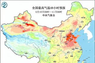 乌度卡：我比赛中跟申京有交流 希望他加快移动速度 更果断一些